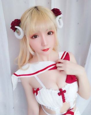 双女s调教踩踏丝袜社区_BD英语HD在线观看