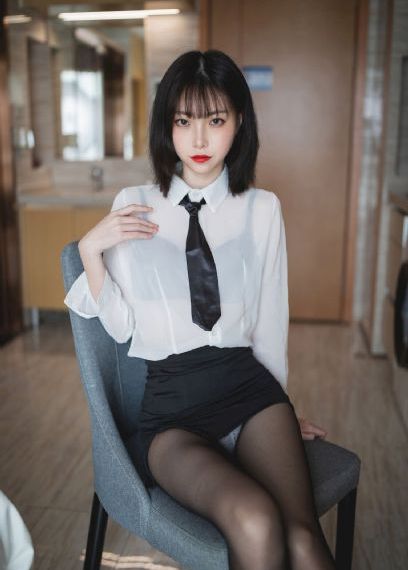 欧美性AAAAAAA免费观看_1080手机免费观看完整