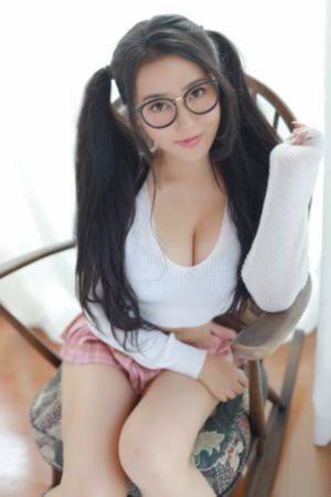 老师含着我的奶边摸边做的视频_DVD免费在线播放