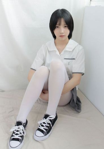 人人妻人人爽人人添夜夜欢视频_无删减完整版在线观看