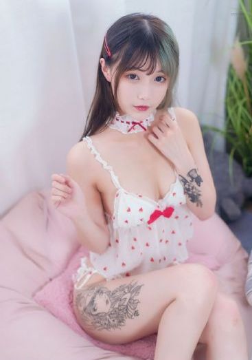 花蝴蝶在线直播_720免费高清观看