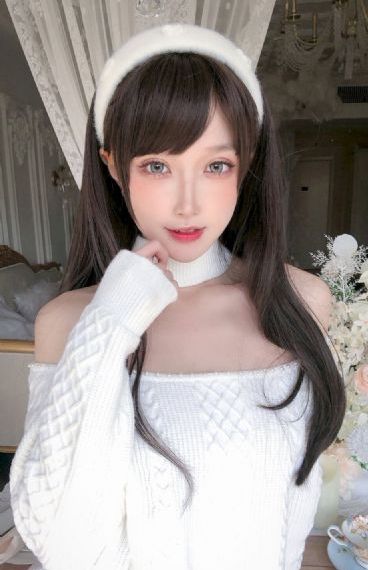 含着她的花蒂让她喷水_超清手机免费观看完整