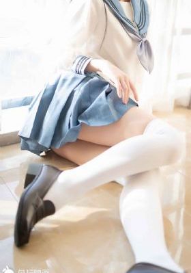 小莹三人同床一夜第6章_国产剧天堂在线
