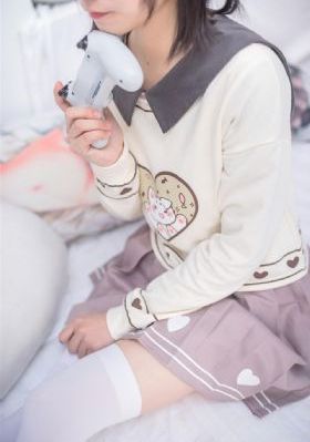 两个女人互相吃奶视频_4K在线播放