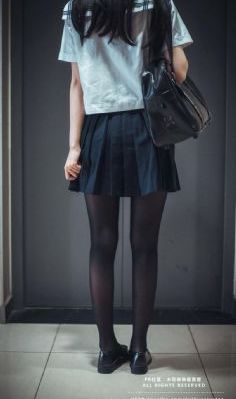 女人18毛片免费视频播放_1080P免费观看超清