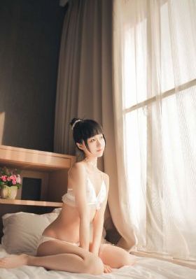 诱人的女老板在线观看_BD英语免费高清观看